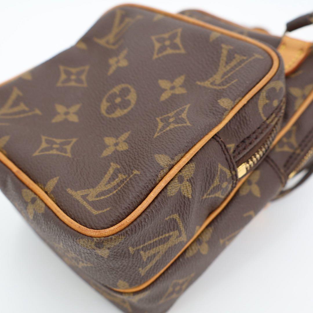 ルイ・ヴィトン LOUIS VUITTON ショルダーバッグ モノグラム ミニアマゾン M45238