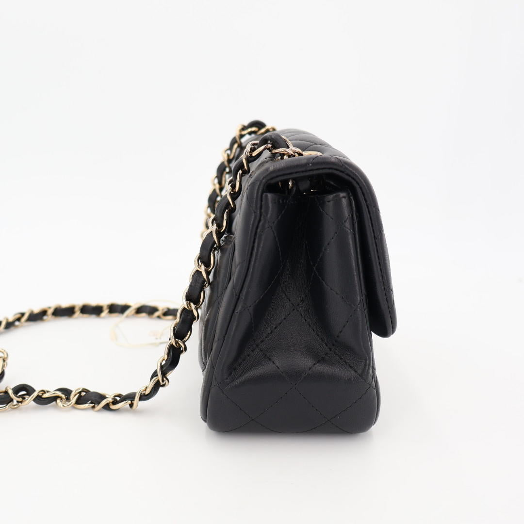 シャネル CHANEL ミニフラップバッグ チェーンショルダー 2019SS マトラッセ A35200 黒 ゴールド金具 ラムスキン レディース 美品