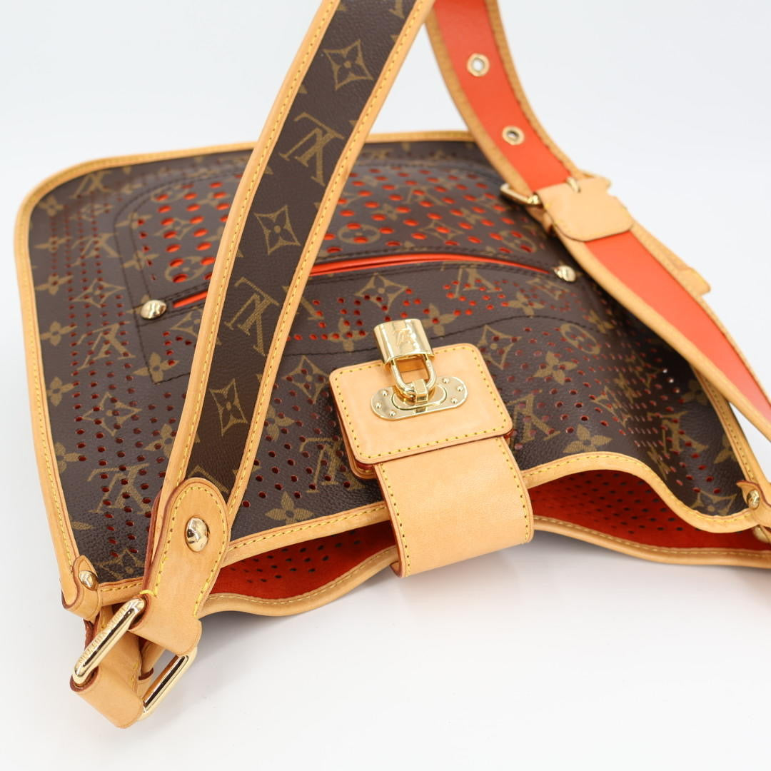 ルイ ヴィトン LOUIS VUITTON モノグラム ペルフォ ミュゼット ショルダー バッグ オランジュ