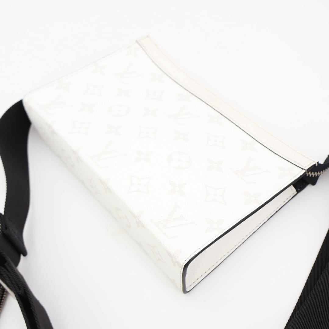 ルイ・ヴィトン LOUIS VUITTON ショルダーバッグ タイガラマ ガストン・ウェアラブル ウォレット M30935