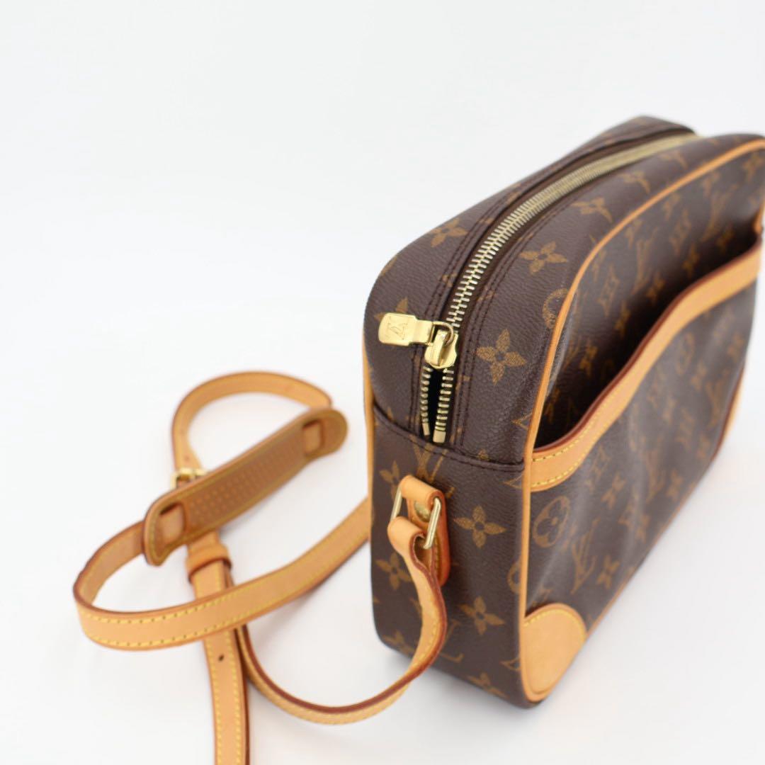 ルイ・ヴィトン LOUIS VUITTON モノグラム トロカデロ27 ショルダーバッグ