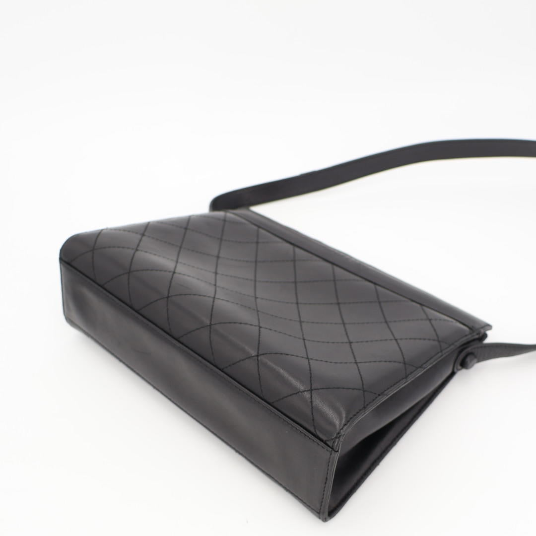 シャネル CHANEL ショルダーバッグ