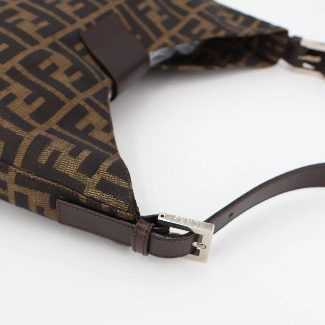 フェンディ FENDI ズッカ柄 セミショルダーバッグ