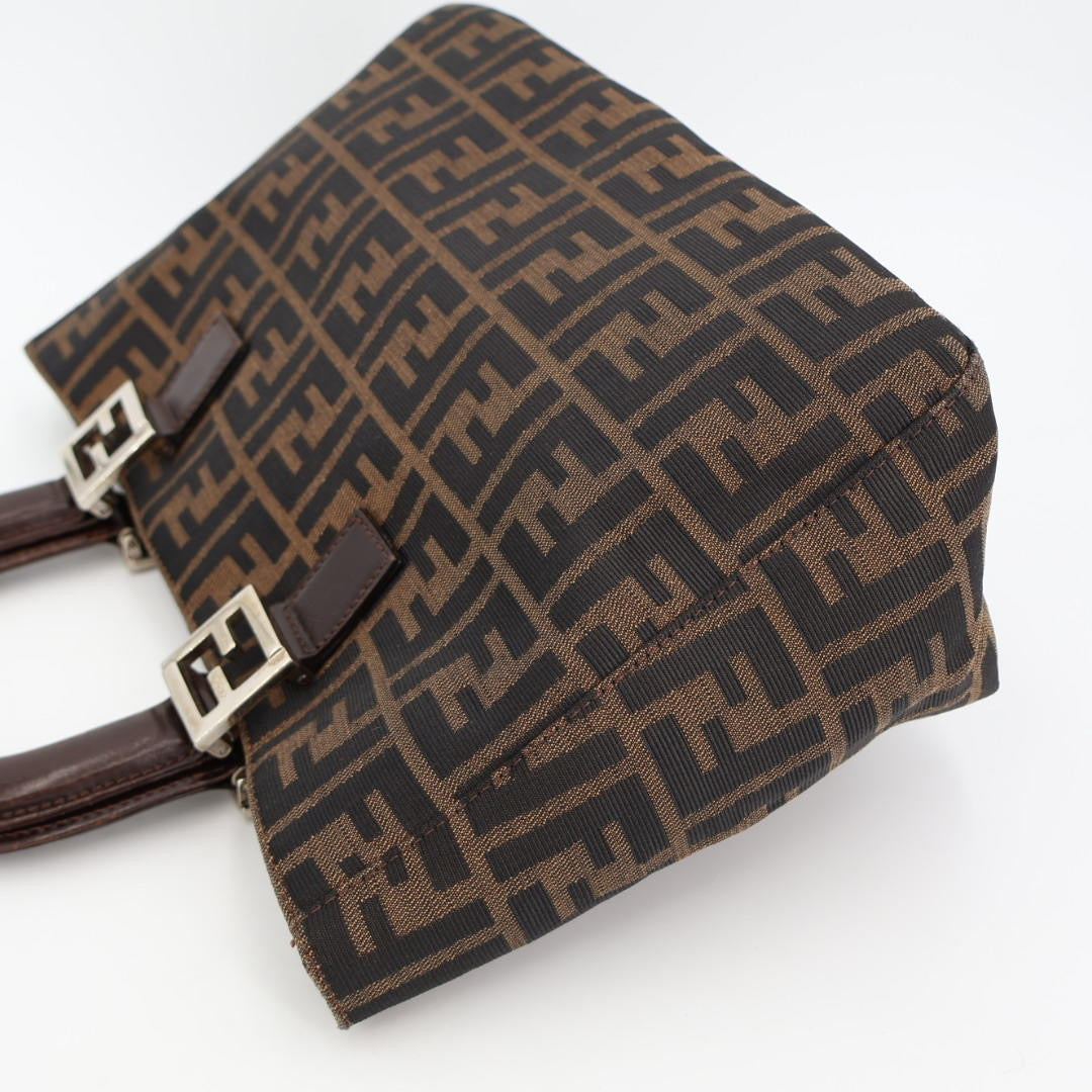 フェンディFENDI ハンドバッグ ズッカ柄 レディース 中古