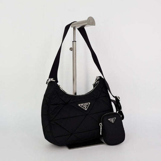 プラダ PRADA 1BC151 斜め掛け ショルダーバッグ NERO ブラック レディース 美品