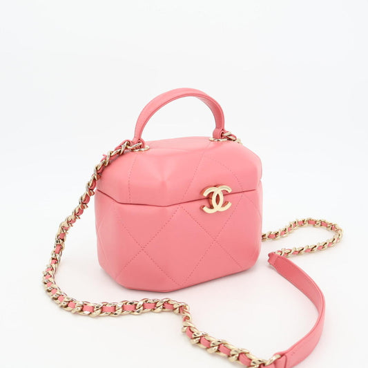 シャネル CHANELハンドバッグ ココマーク マトラッセ ヴァンドーム バニティ ラムスキン 2wayショルダーバッグ