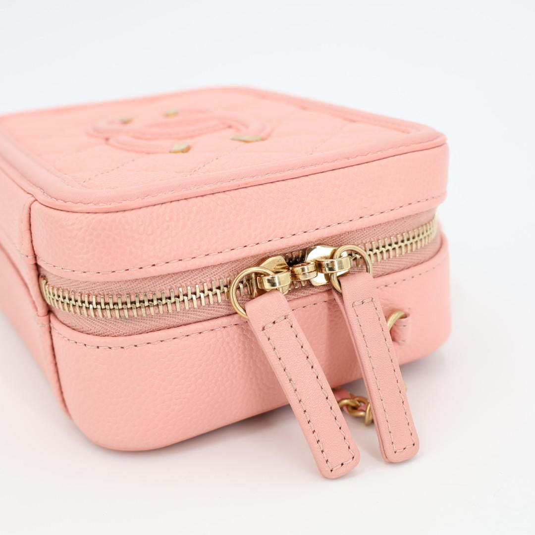 シャネル CHANEL CCフィリグリーヴァニティーケース