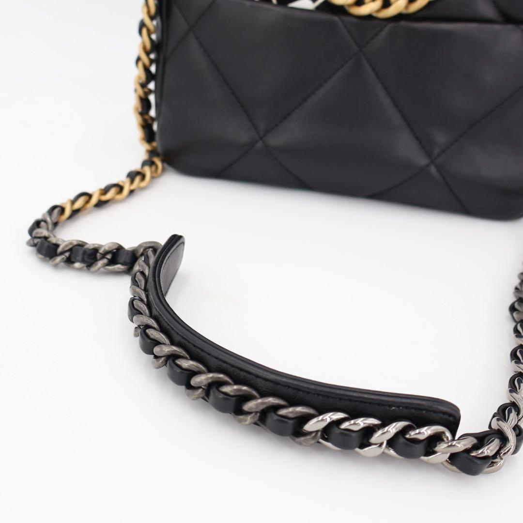 シャネル CHANEL 19 レザー チェーンショルダーバッグ