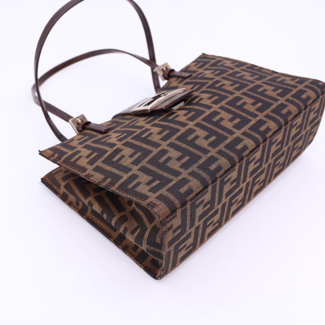 フェンディ FENDI ズッカ柄 FF柄 ロゴ トートバッグ ハンドバッグ ブラウン系