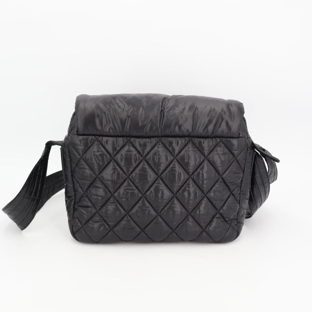 シャネル CHANEL CHANEL シャネル コココクーン マトラッセ スモールメッセンジャー ショルダーバッグ 斜め掛け ナイロン ブラック 黒