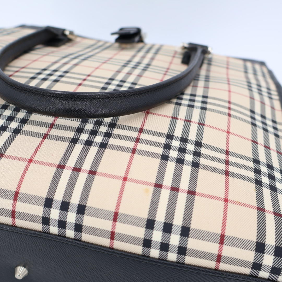 バーバリー BURBERRY ノバチェック トートバッグ ハンドバッグ キャンバス 型押しレザー ベージュ 赤 レッド ブラック 黒 ホワイト 白