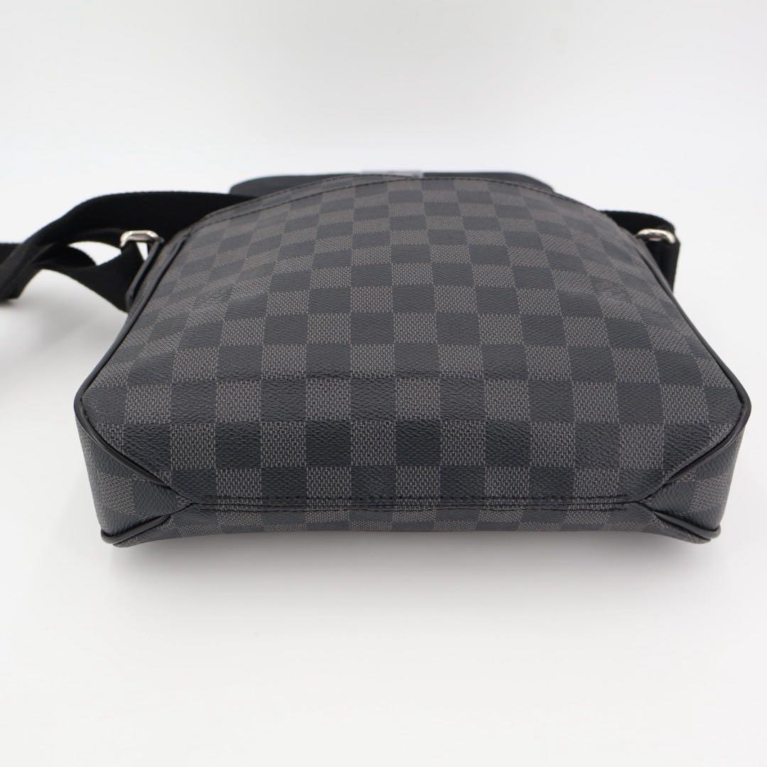 ルイ・ヴィトン LOUIS VUITTON ダミエグラフィット ディストリクトPM ショルダーバッグ メッセンジャーバッグ