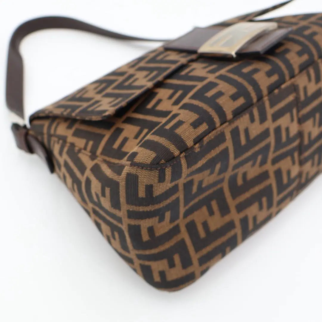 フェンディ FENDI ズッカ マンマバケット ショルダーバッグ ブラウン WS14195