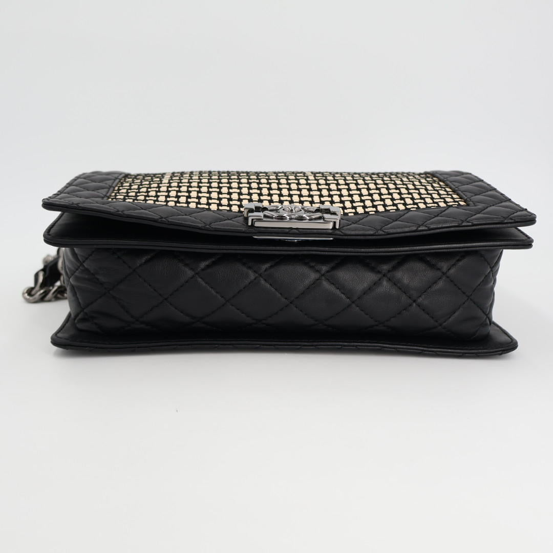 シャネル CHANEL ボーイシャネル マトラッセ チェーンショルダーバッグ レザー ラムスキン ライトベージュ ブラック シルバー金具 レディース