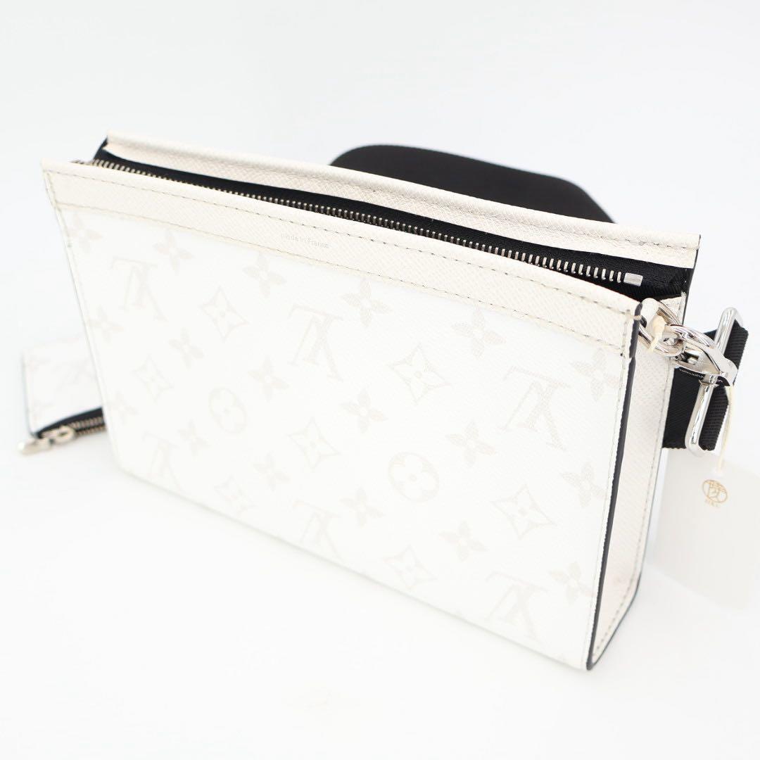 ルイ・ヴィトン LOUIS VUITTON ショルダーバッグ タイガラマ ガストン・ウェアラブル ウォレット M30935