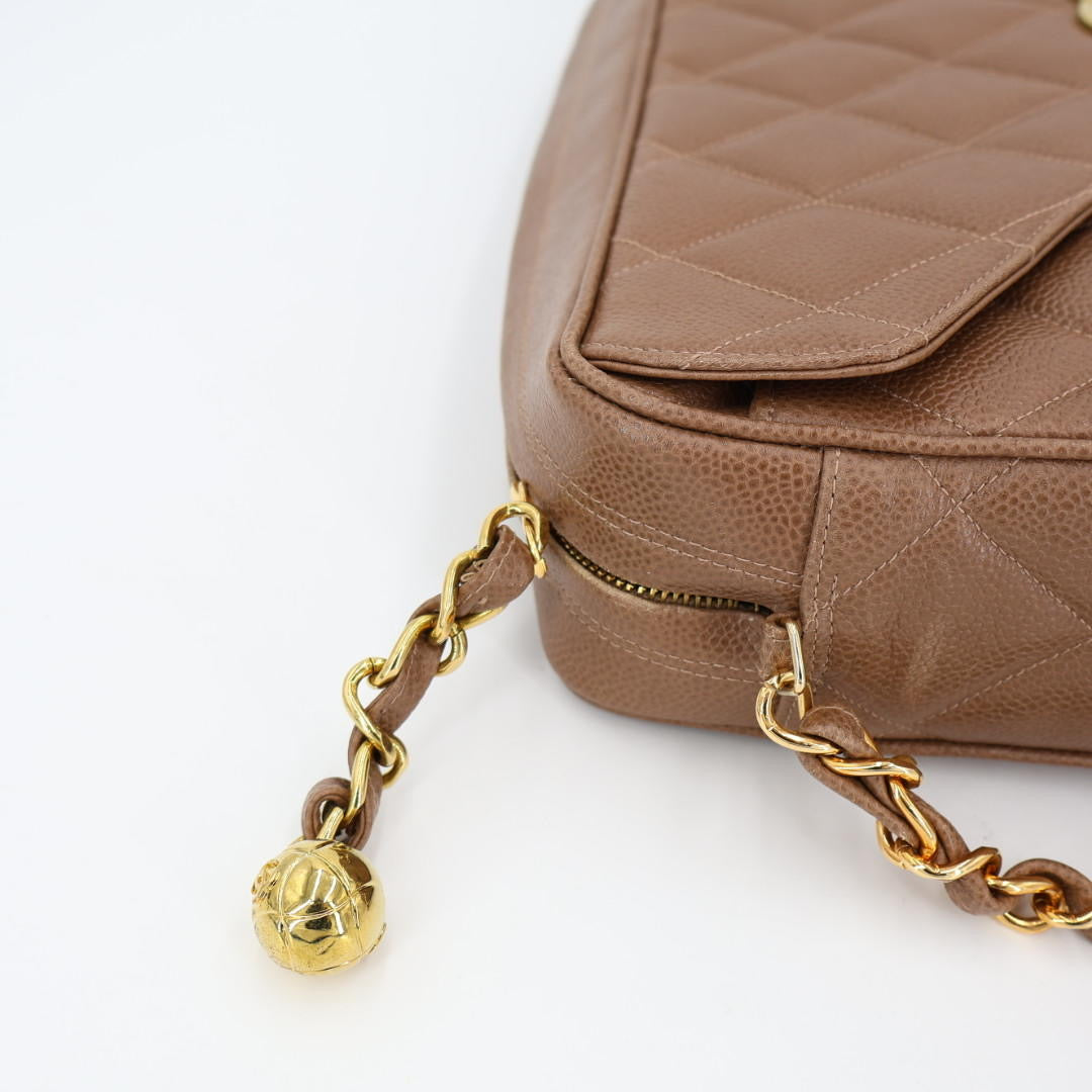 シャネル CHANEL マトラッセ ショルダーバッグ チェーン キャビアスキン ココマーク ブラウン