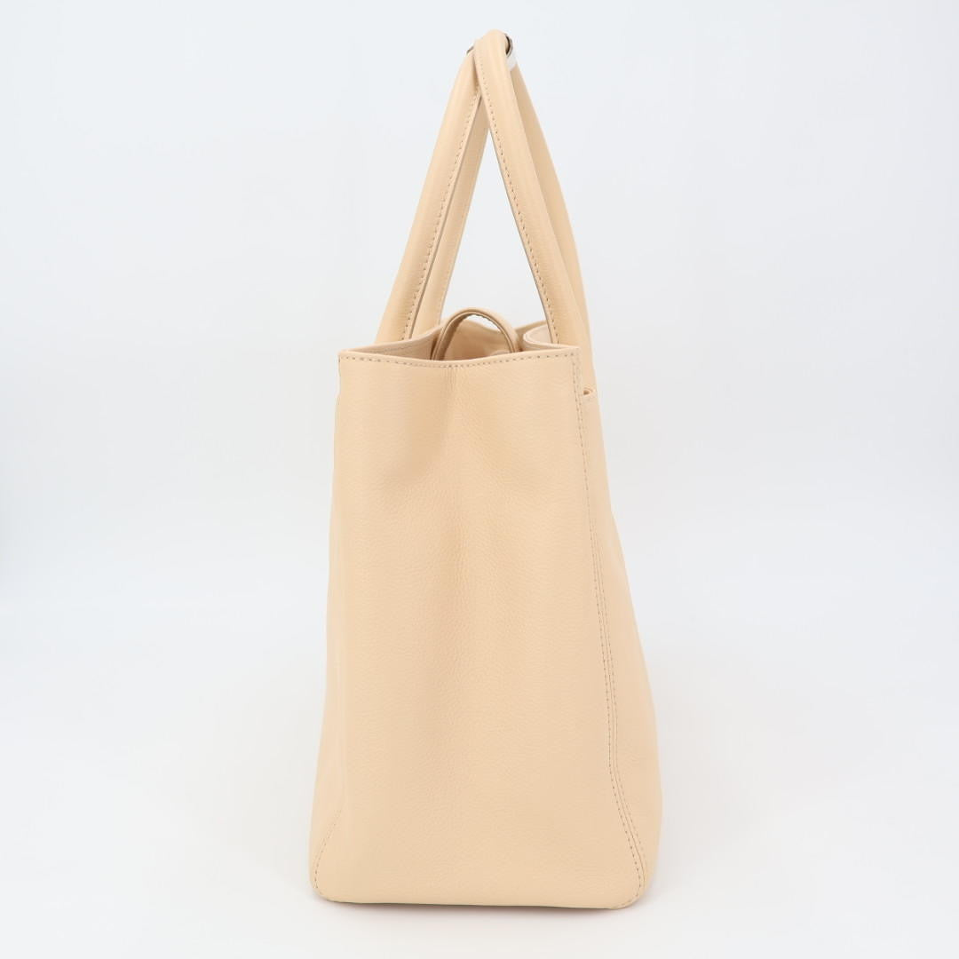 CHANEL シャネル エグゼクティブトート 2WAY ベージュ ゴールド金具 レディース キャビアスキン トートバッグST付 12番台