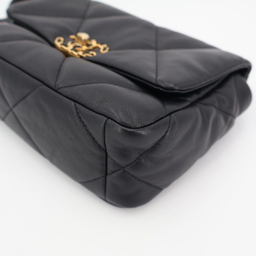 シャネル CHANEL 19 レザー チェーンショルダーバッグ