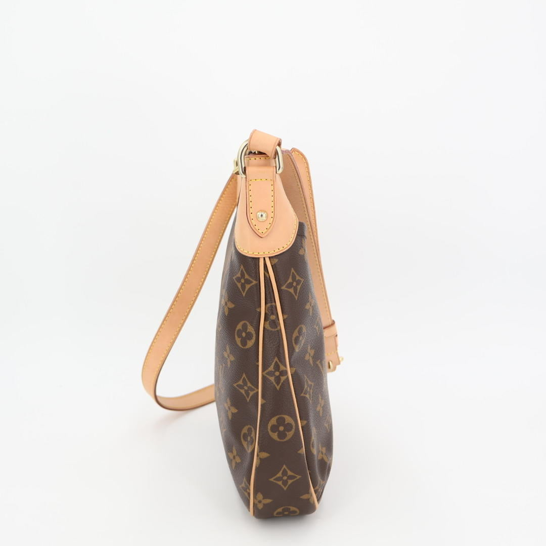 LOUIS VUITTON ルイ ヴィトン モノグラム オデオンPM ショルダーバッグ 斜め掛けショルダー 美品