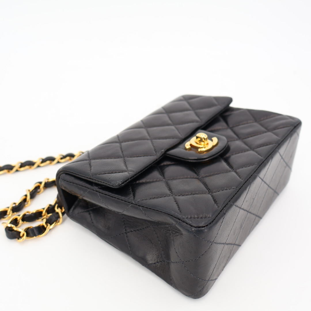 シャネル CHANEL チェーン ミニマトラッセ ショルダーバッグ ラムスキン ブラック