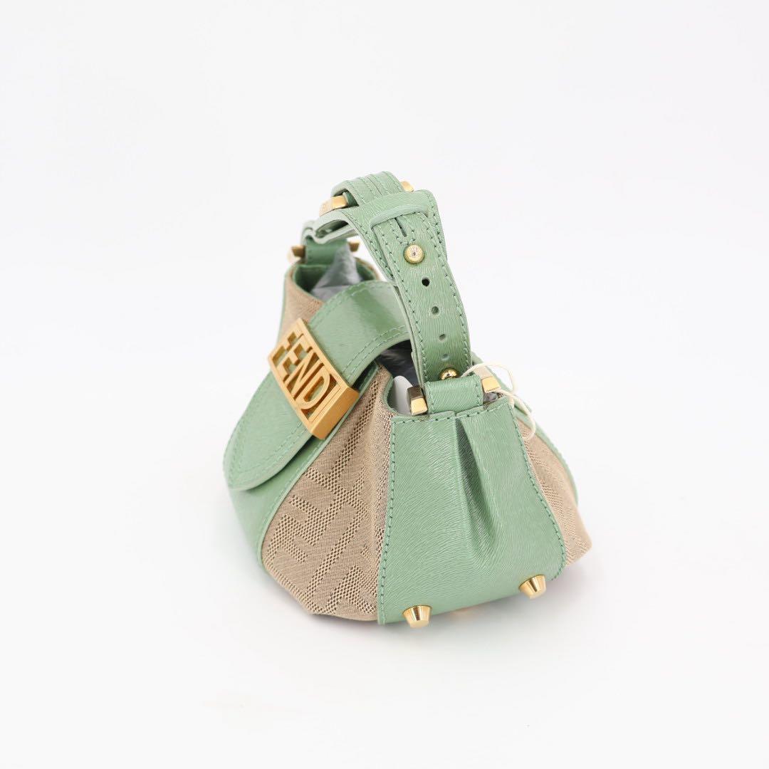 フェンディ Fendi ベージュ グリーン ズッカ キャンバス レザー バゲット ショルダーバッグ