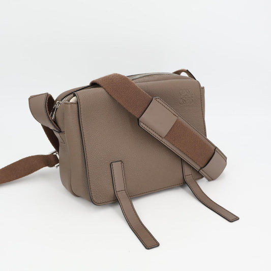 ロエベ LOEWE ミリタリ—メッセンジャー ショルダーバッグ
