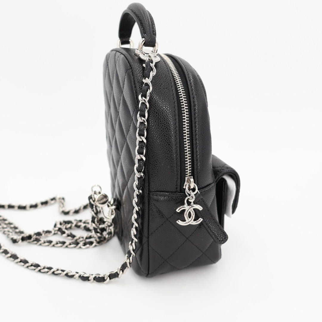 シャネル CHANEL チェーンミニバックパック リュックサック バックパック バッグ キャビアスキン(グレインドカーフ) レディース ブラック系 美品