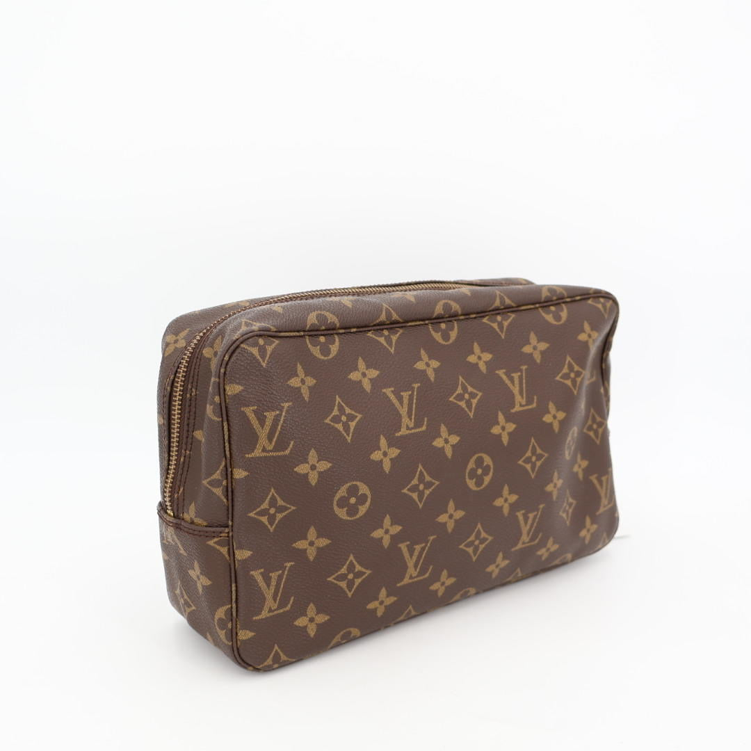 ルイ・ヴィトン LOUIS VUITTON モノグラム トゥルース トワレット28 化粧ポーチ トラベルポーチ マルチポーチ クラッチバッグ