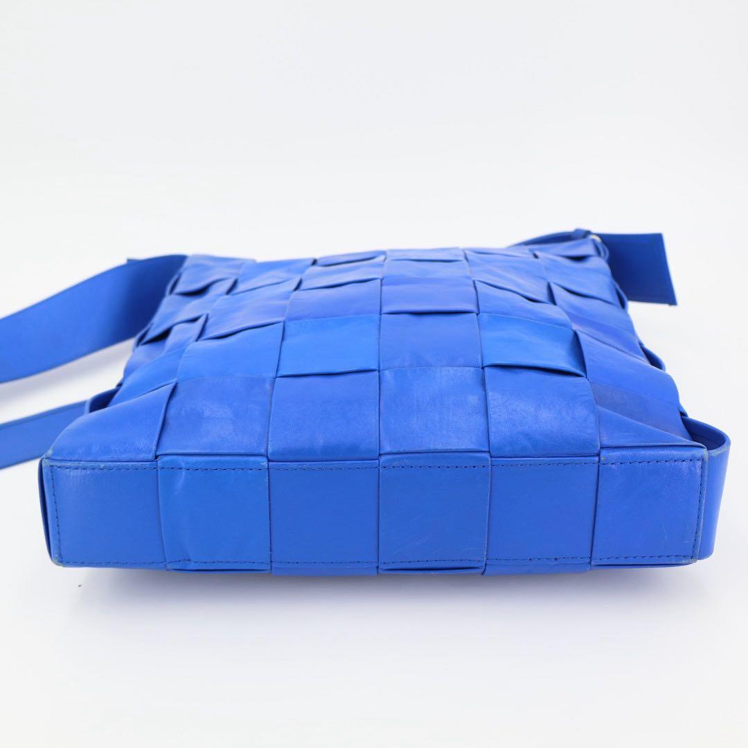 ボッテガ・ヴェネタ Bottega Veneta カセット レディース,メンズ レザー ショルダーバッグ