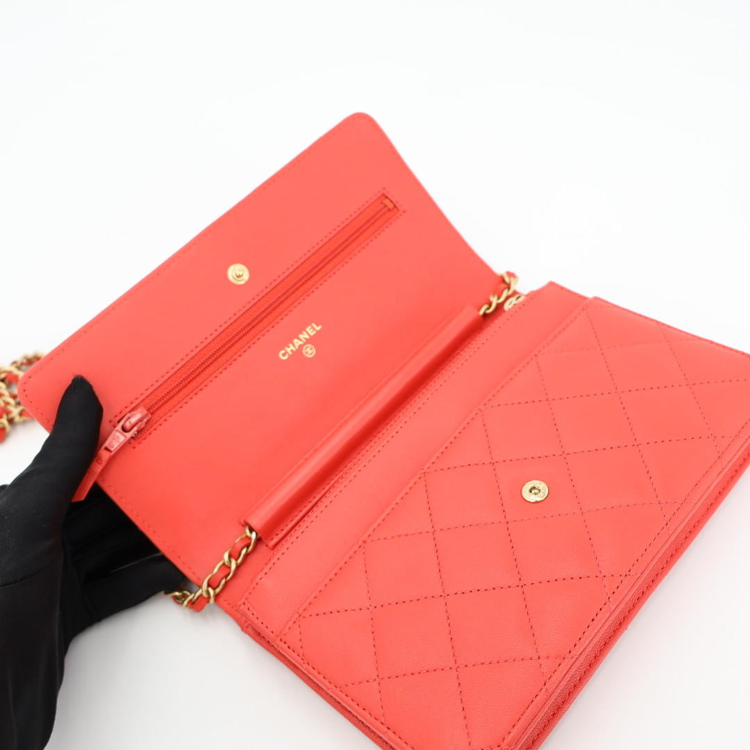 シャネル CHANEL チェーンウォレット マトラッセ ラムスキン レッド ゴールド金具