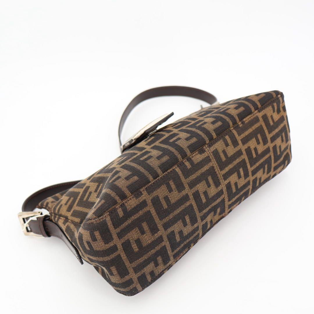 フェンディ Fendi ズッカ柄 セミショルダーバッグ