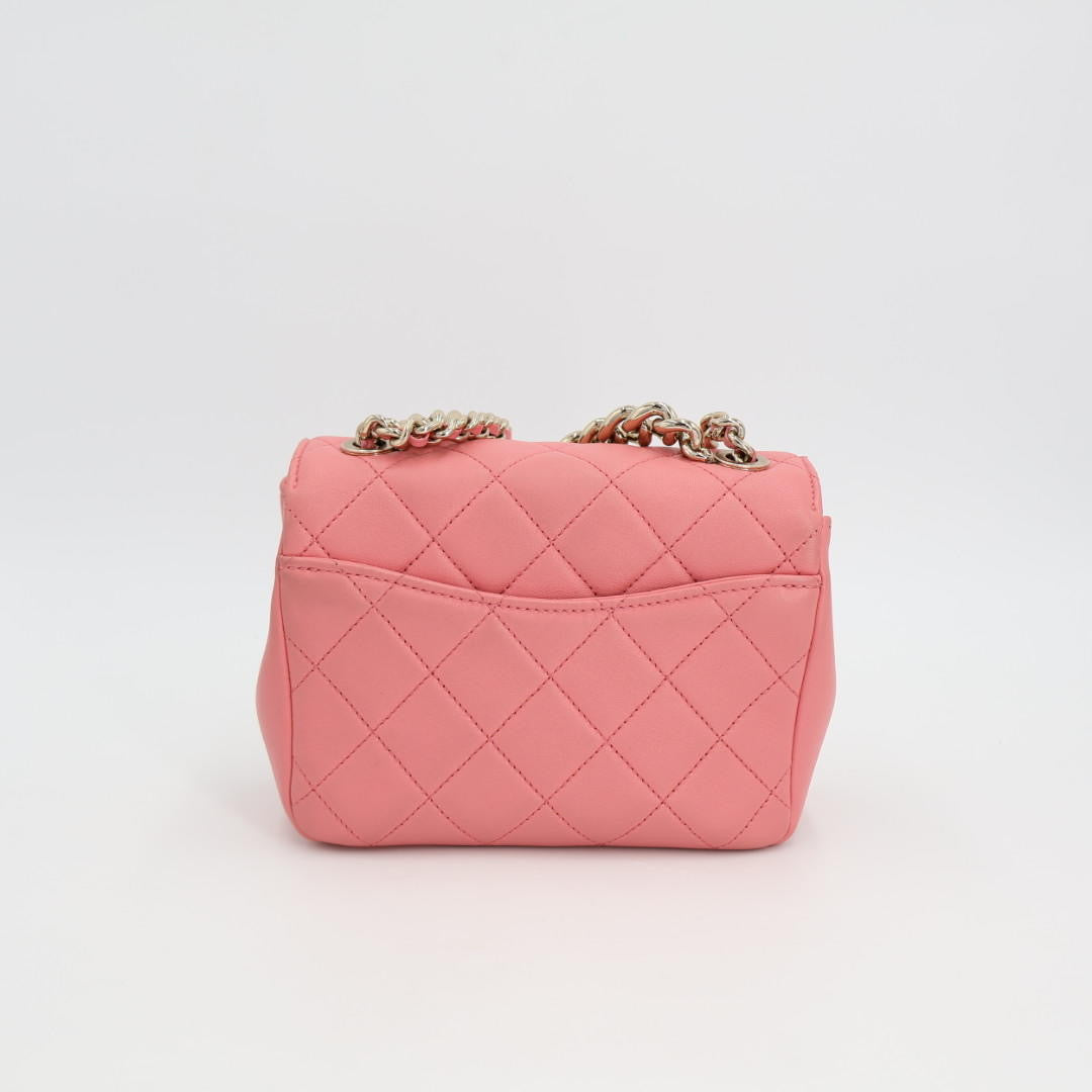 シャネル CHANEL チェーンショルダーバッグ マトラッセ ココマーク