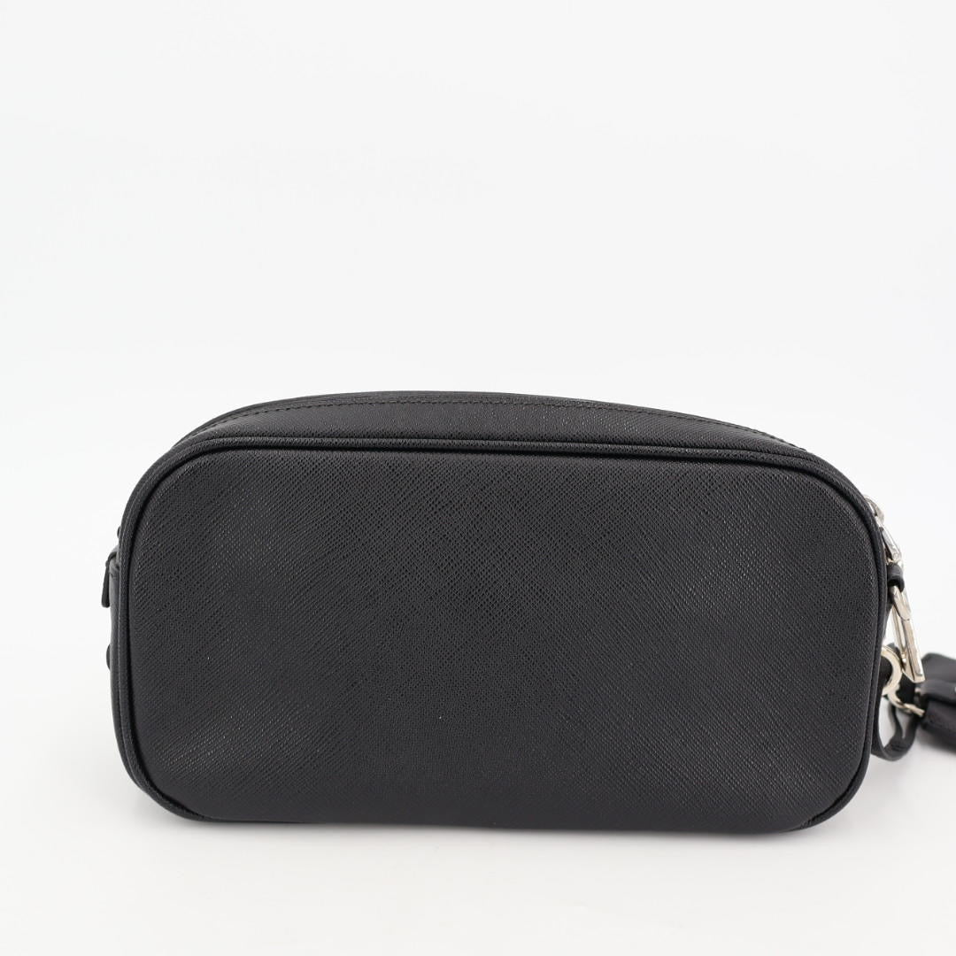 プラダ PRADA クロスボディ サフィアーノ ショルダー　バッグ　　PRADA　黒　ネロ