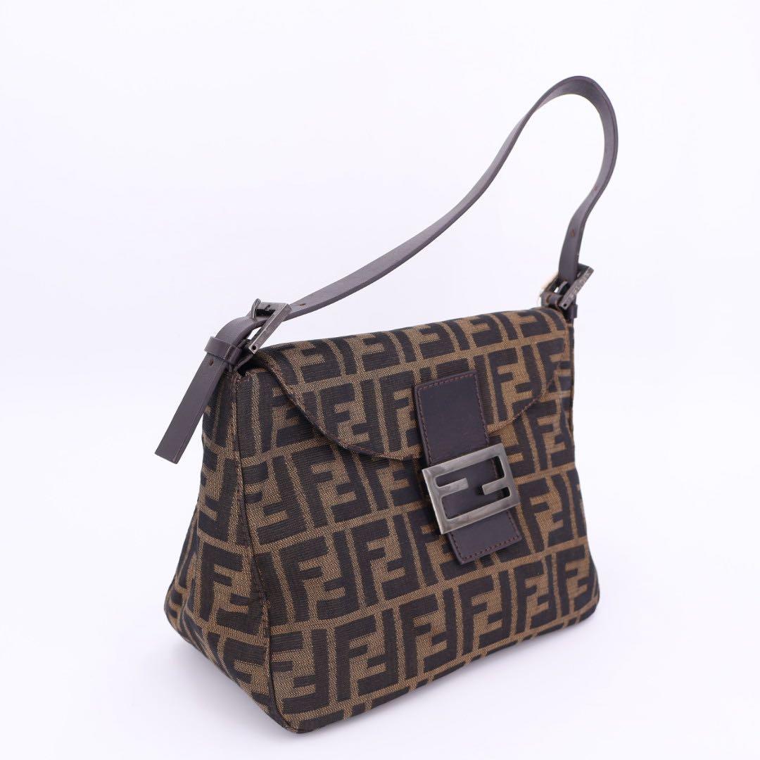 フェンディ FENDI ズッカ ショルダーバッグ ブラウン