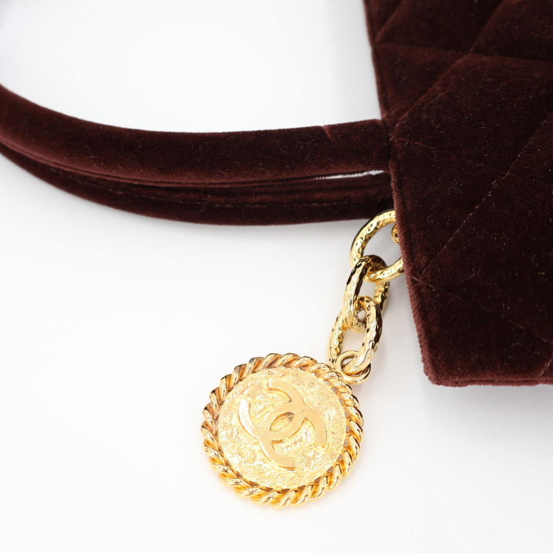 CHANEL シャネル復刻トート ベロア ブラウン マトラッセ5番台