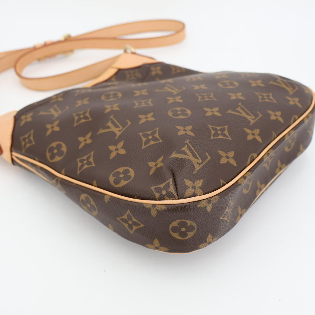 LOUIS VUITTON ルイ ヴィトン モノグラム オデオンPM ショルダーバッグ 斜め掛けショルダー 美品