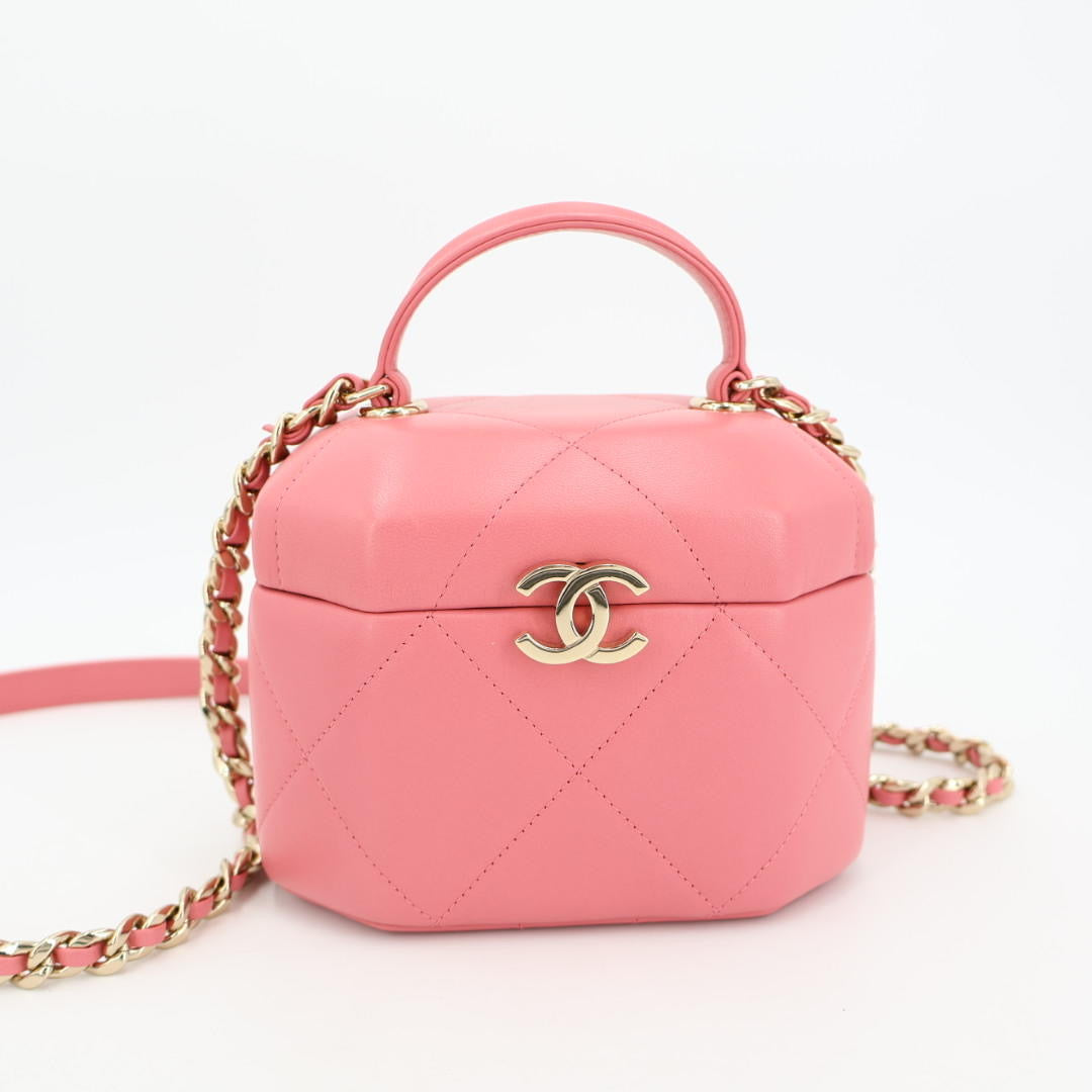 シャネル CHANELハンドバッグ ココマーク マトラッセ ヴァンドーム バニティ ラムスキン 2wayショルダーバッグ
