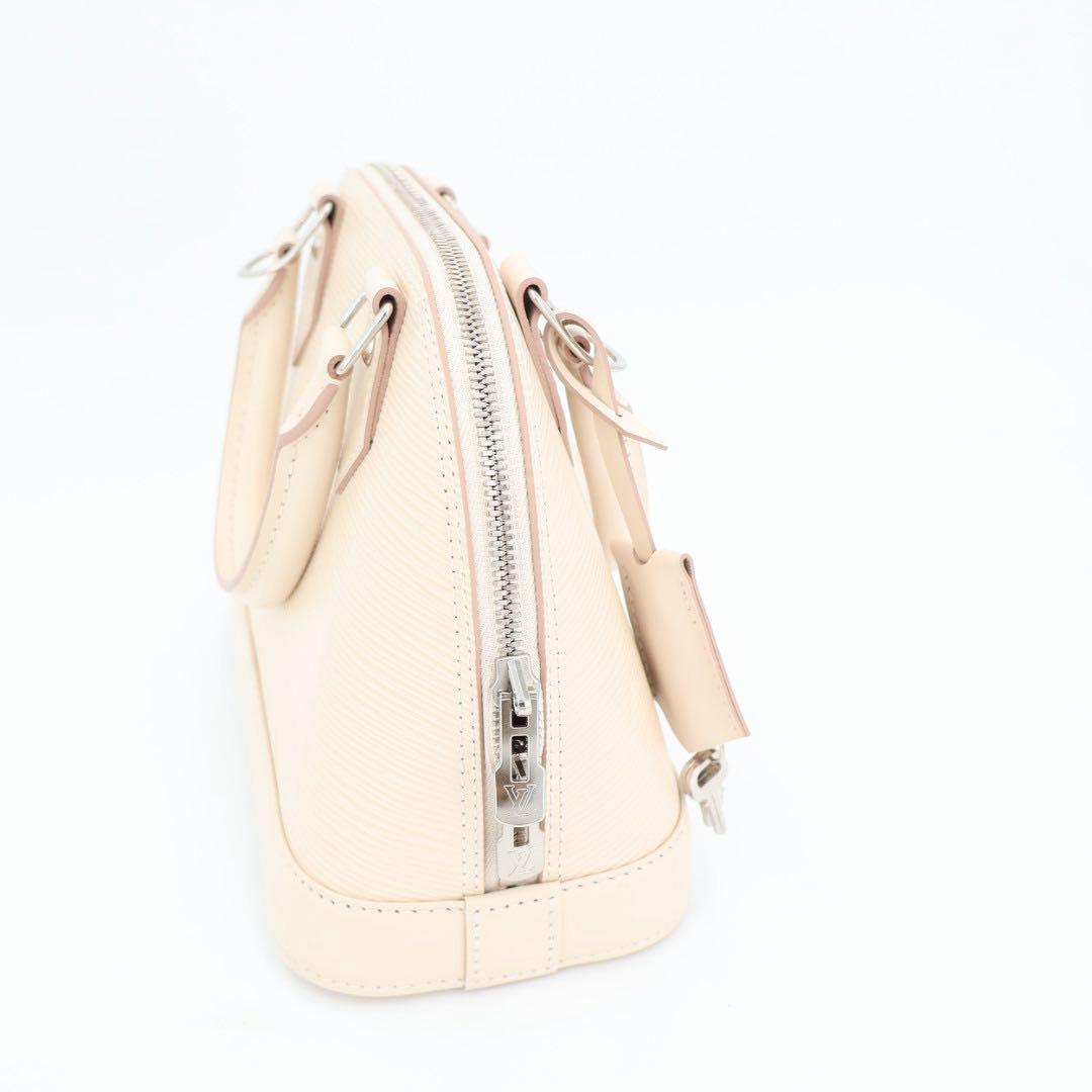 ルイ・ヴィトン LOUIS VUITTON レディース エピ アルマ BB ホワイト ハンドバッグ 美品