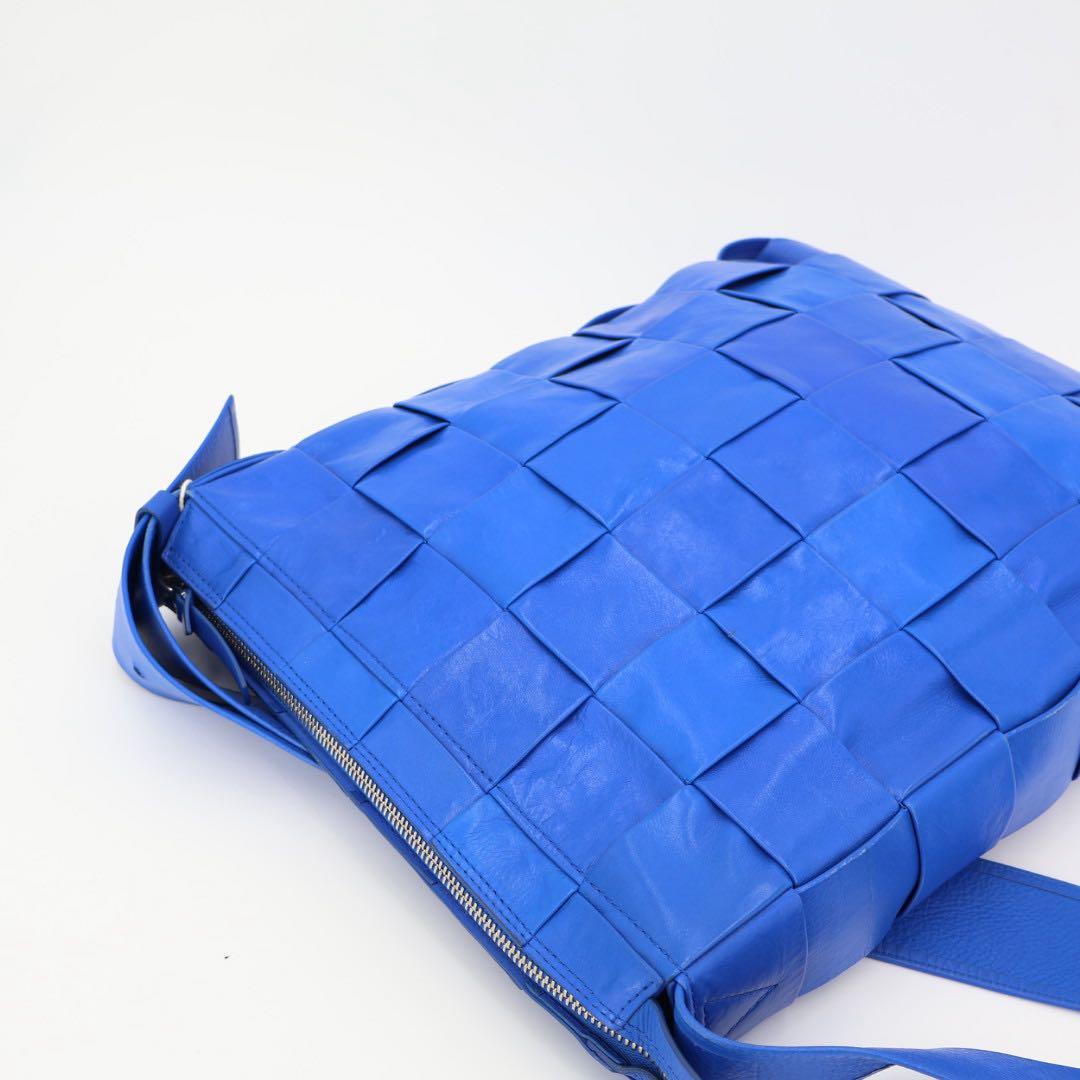 ボッテガ・ヴェネタ Bottega Veneta カセット レディース,メンズ レザー ショルダーバッグ