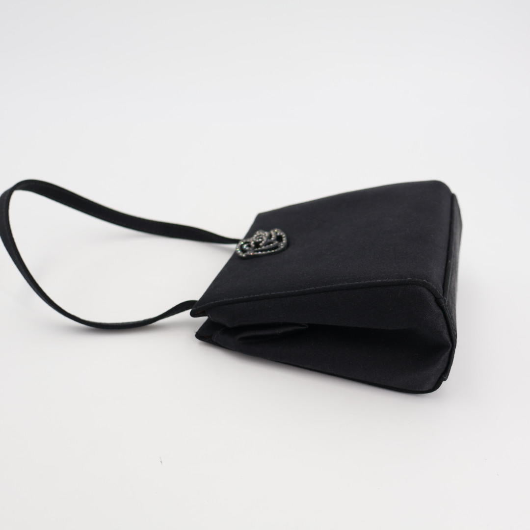 シャネル CHANEL カメリアハンドバッグ 

ブラック サテン レディース ハンドバッグ
