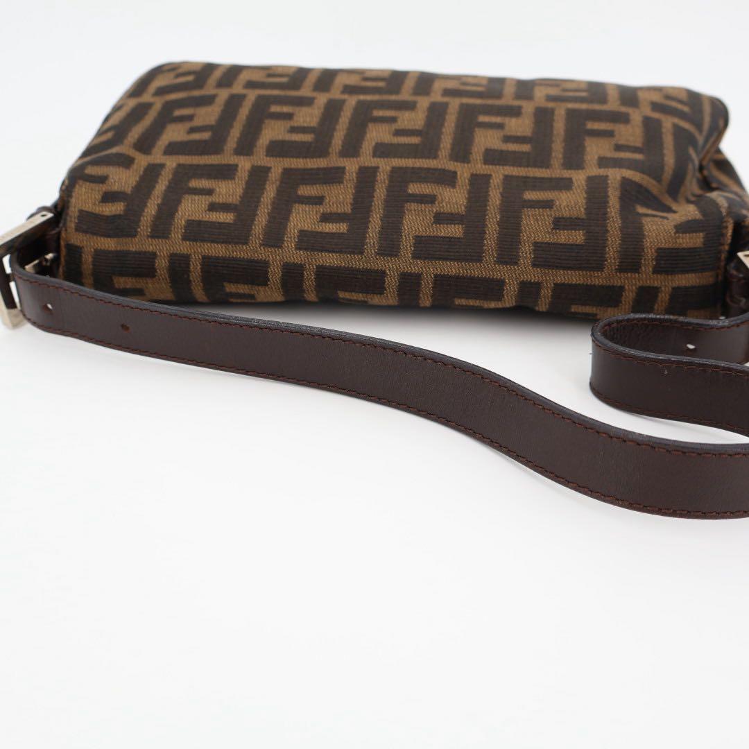 フェンディ Fendi マンマバケット ハンドバッグ
