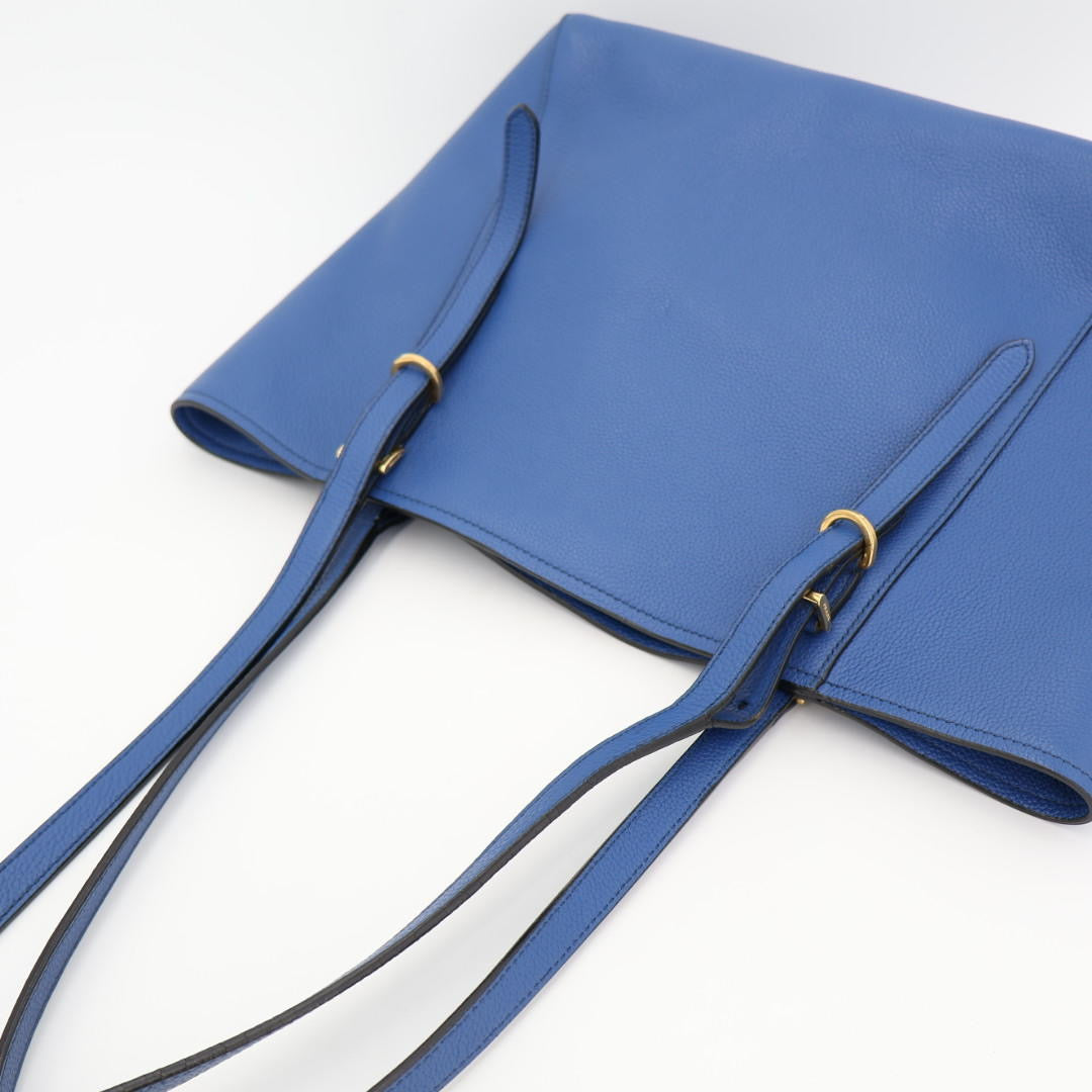 プラダ PRADA トートバッグ　レザー　ブルー
