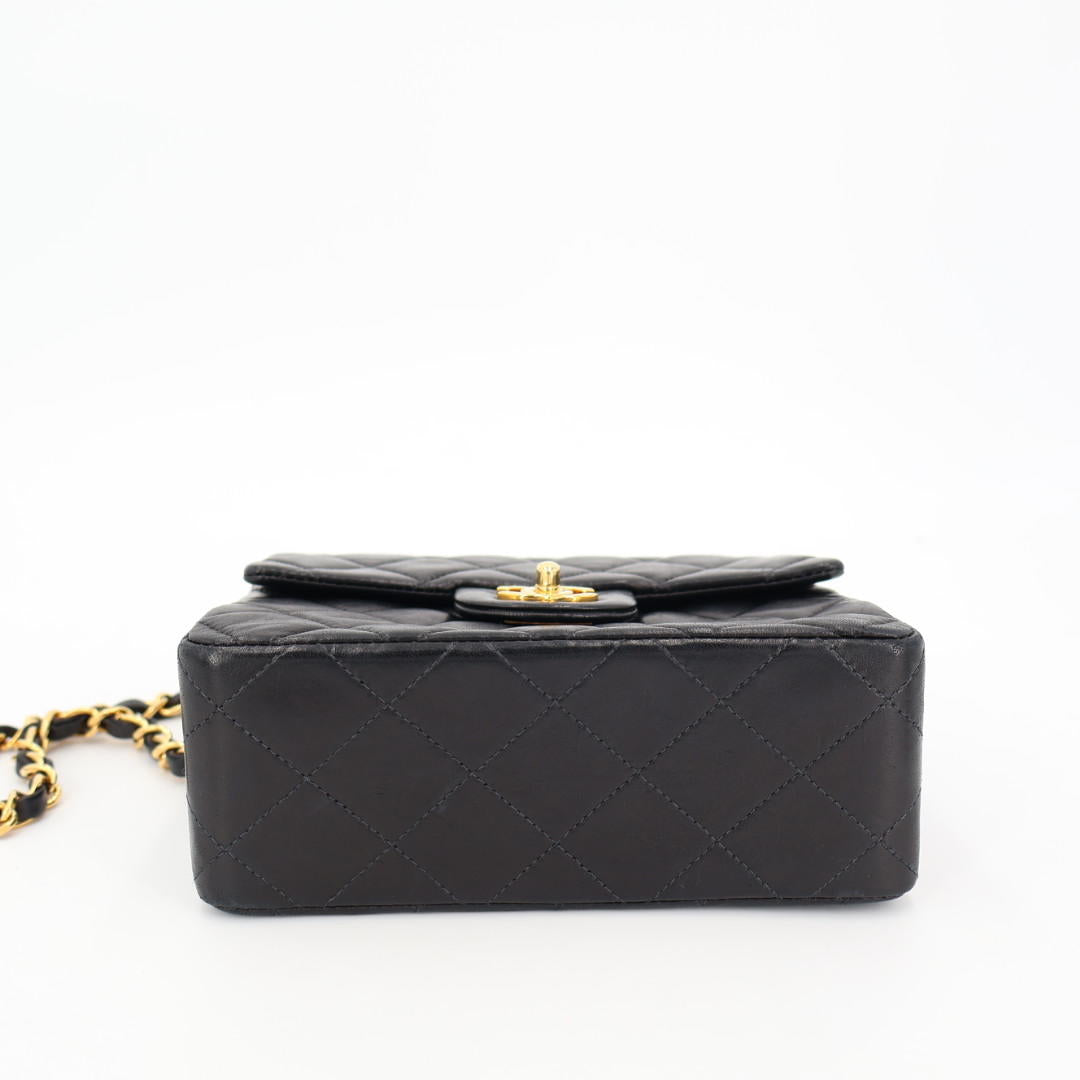 シャネル CHANEL チェーン ミニマトラッセ ショルダーバッグ ラムスキン ブラック
