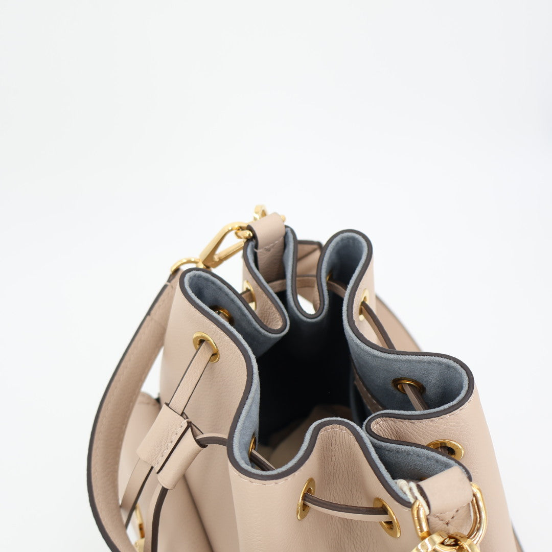 ルイヴィトン LOUIS VUITTON ロックミー バケットNM M57688 レディース 2WAYバッグ 美品