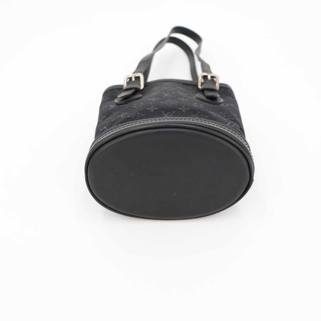 ルイ ヴィトン LOUIS VUITTON モノグラム サテン リトル バケット ハンド バッグ ノワール M92144 ブラック