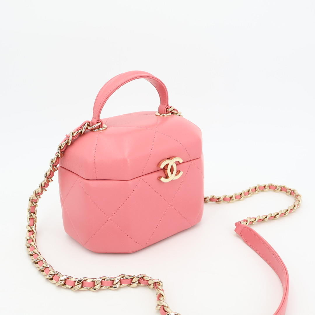 シャネル CHANELハンドバッグ ココマーク マトラッセ ヴァンドーム バニティ ラムスキン 2wayショルダーバッグ